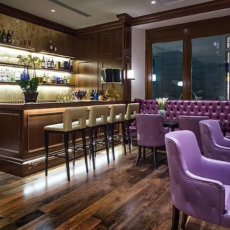 酒店 格兰德爱茉莉水疗酒店 4*