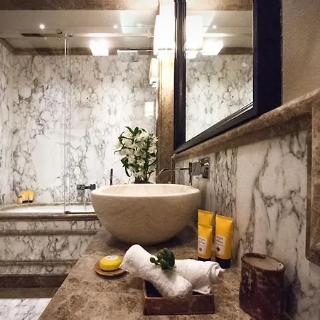 Grand And - Ricci Collection ホテル 4*