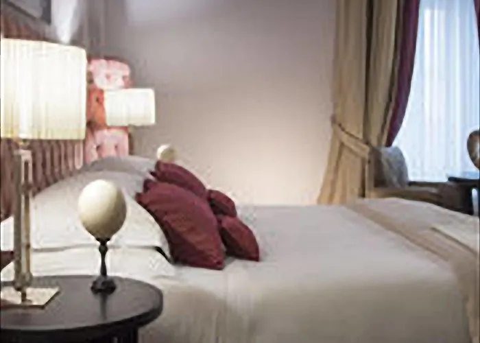 Grand And - Ricci Collection Отель Флоренция